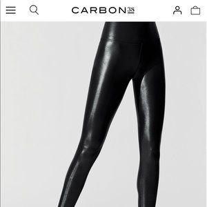 Carbon 38 shiny black leggings